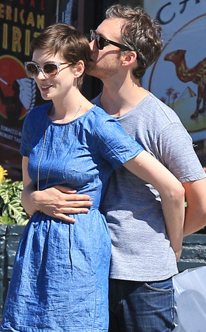 Anne Hathaway, Adam Shulman Anne Hathaway, Adam Shulman